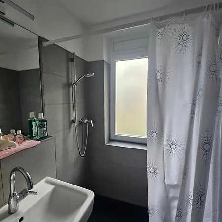 Lägenhet Zimmer In *